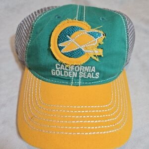 🦭CCM PRO SnapBack NHL Hat California Golden Seals Green/Sport Gold